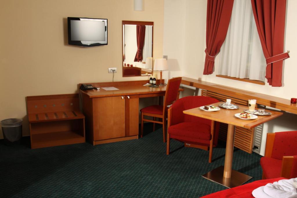 Hotel Slovan Jeseník Rum bild