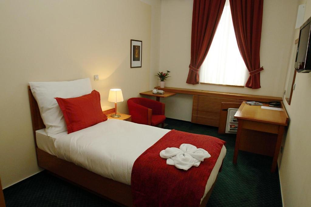 Hotel Slovan Jeseník Rum bild