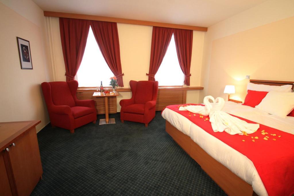 Hotel Slovan Jeseník Exteriör bild